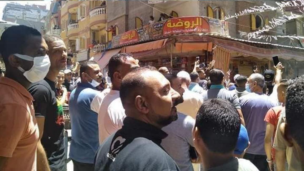 مصريون يتظاهرون بعزبة "نادي الصيد" بالإسكندرية ضد التهجير